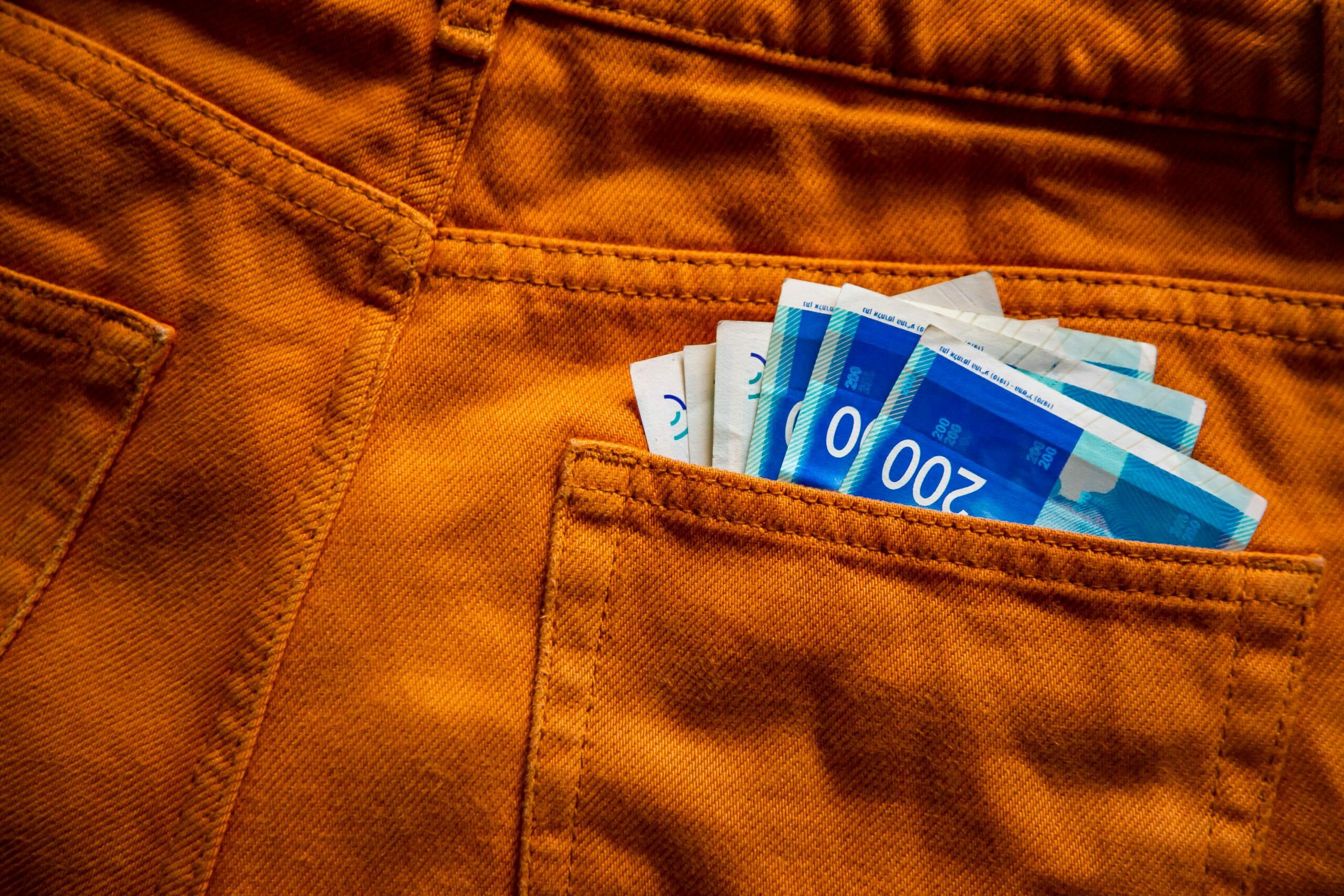 Inta Guide: Israeli Money – What can you buy with it?